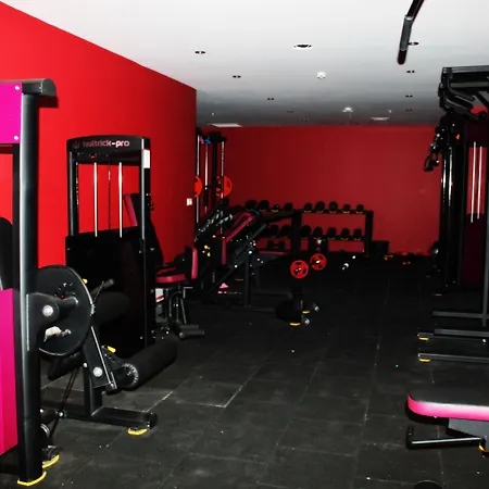 Fourtec Kurtkoy Szálloda *