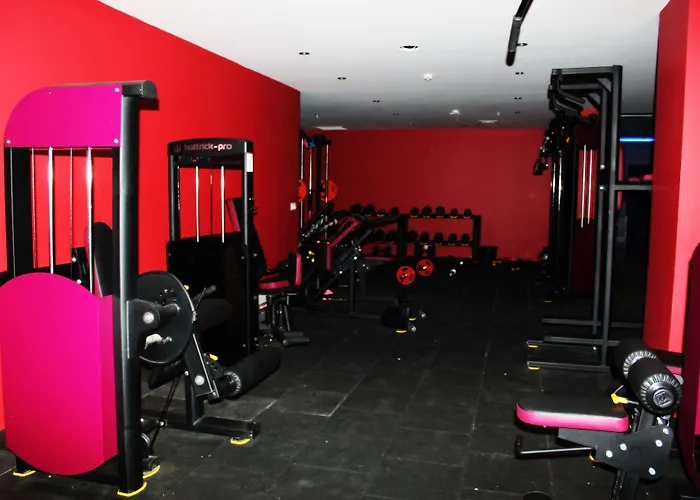 Fourtec Kurtkoy Szálloda *